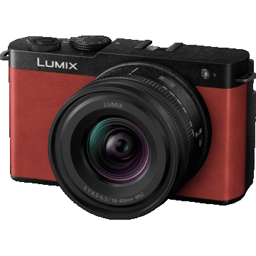 Panasonic Lumix S9 Crimson Red 18-40mm F/4.5-6.3